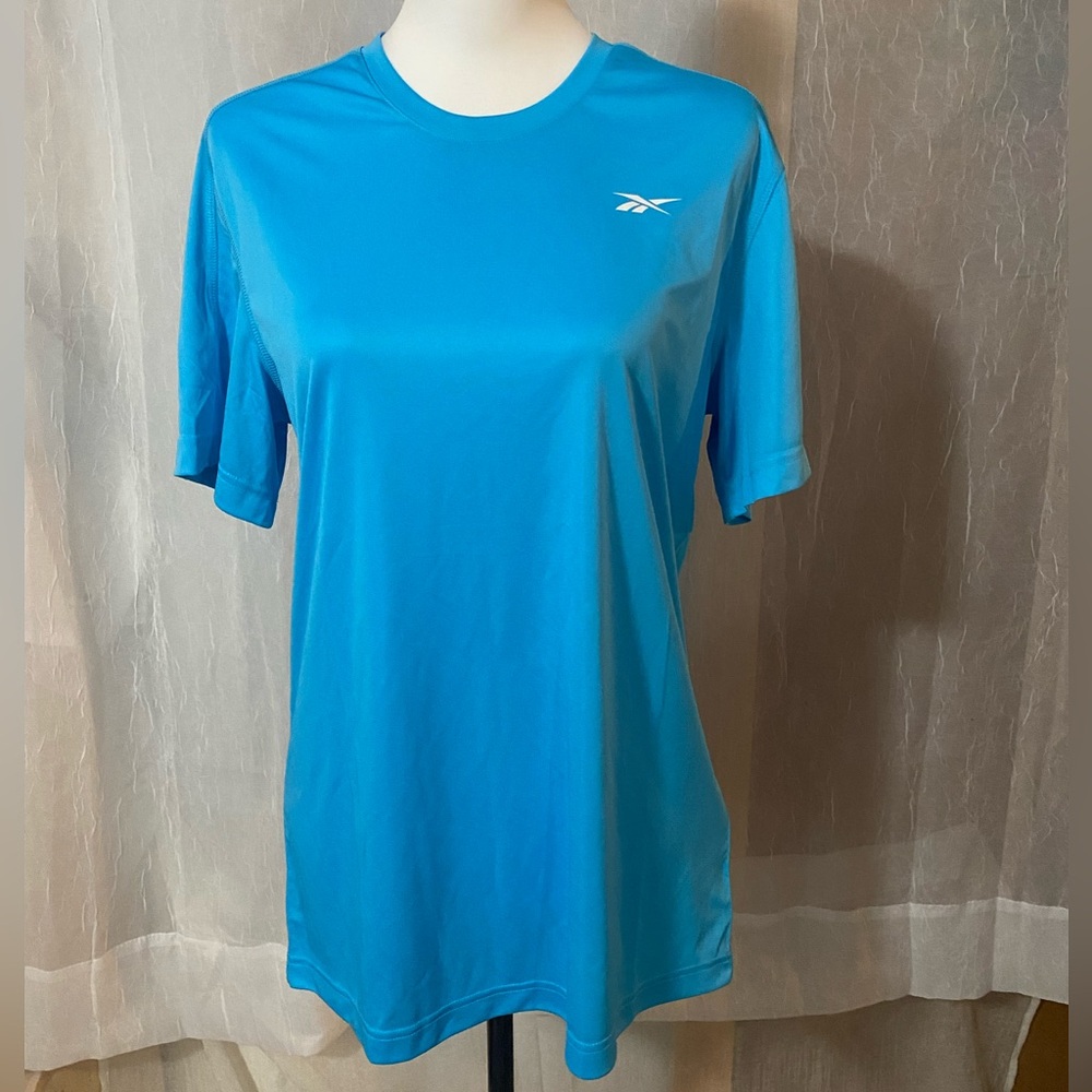 Reebok Men's Light Blue Athletic Shirt